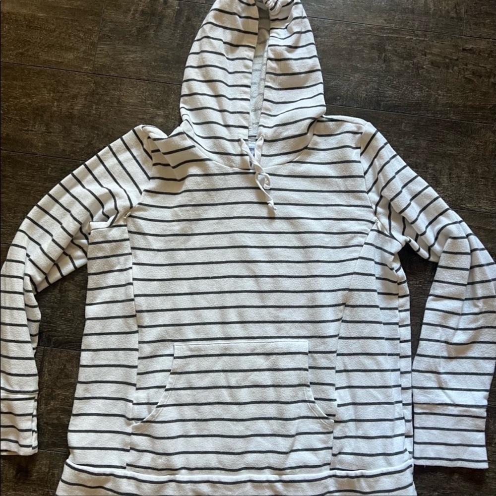 Maternity nursing sweater